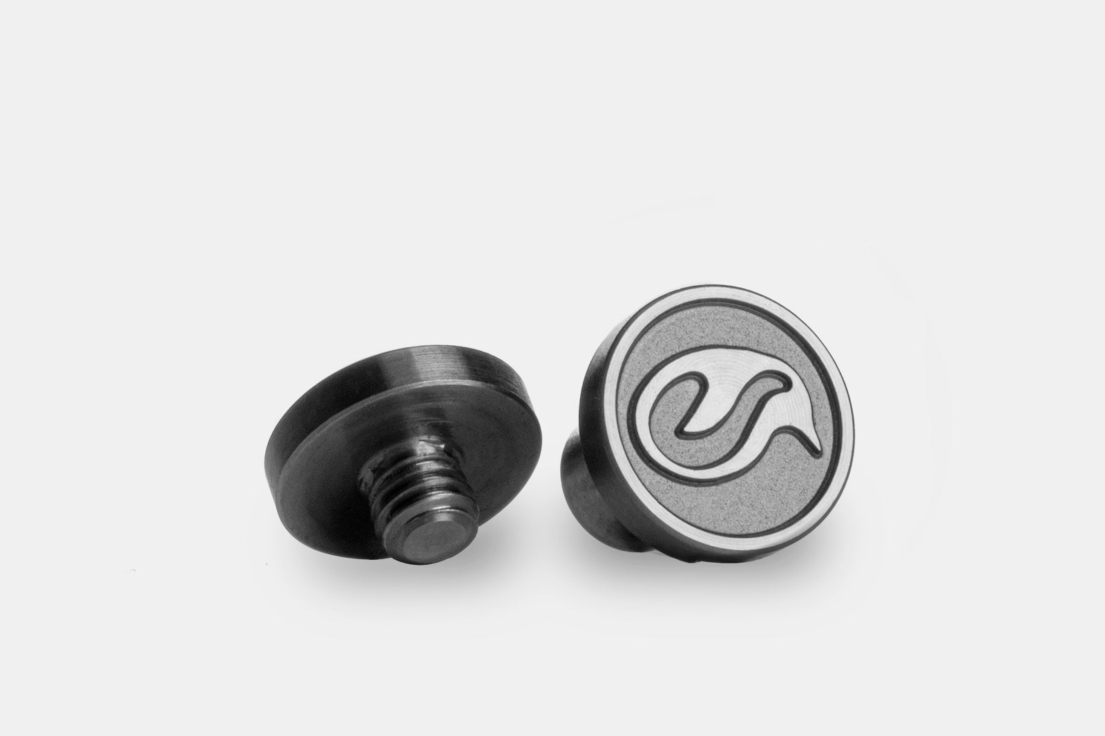 Kaviso x QSP Penguin Pivot