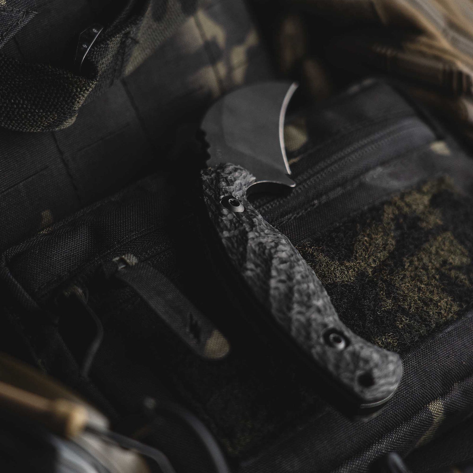 Toor Knives Karsumba Carbon Fiber Kaviso Exclusive with S35VN Blade Steel