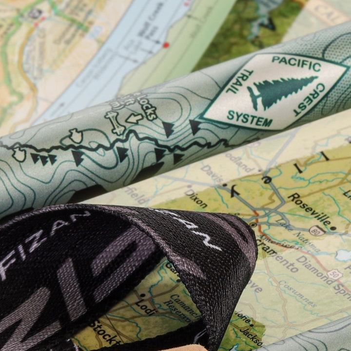 Kaviso x Fizan Ultralight Aluminum Compact 3 Trekking Poles - Pacific Crest Trail Edition - Sage Green