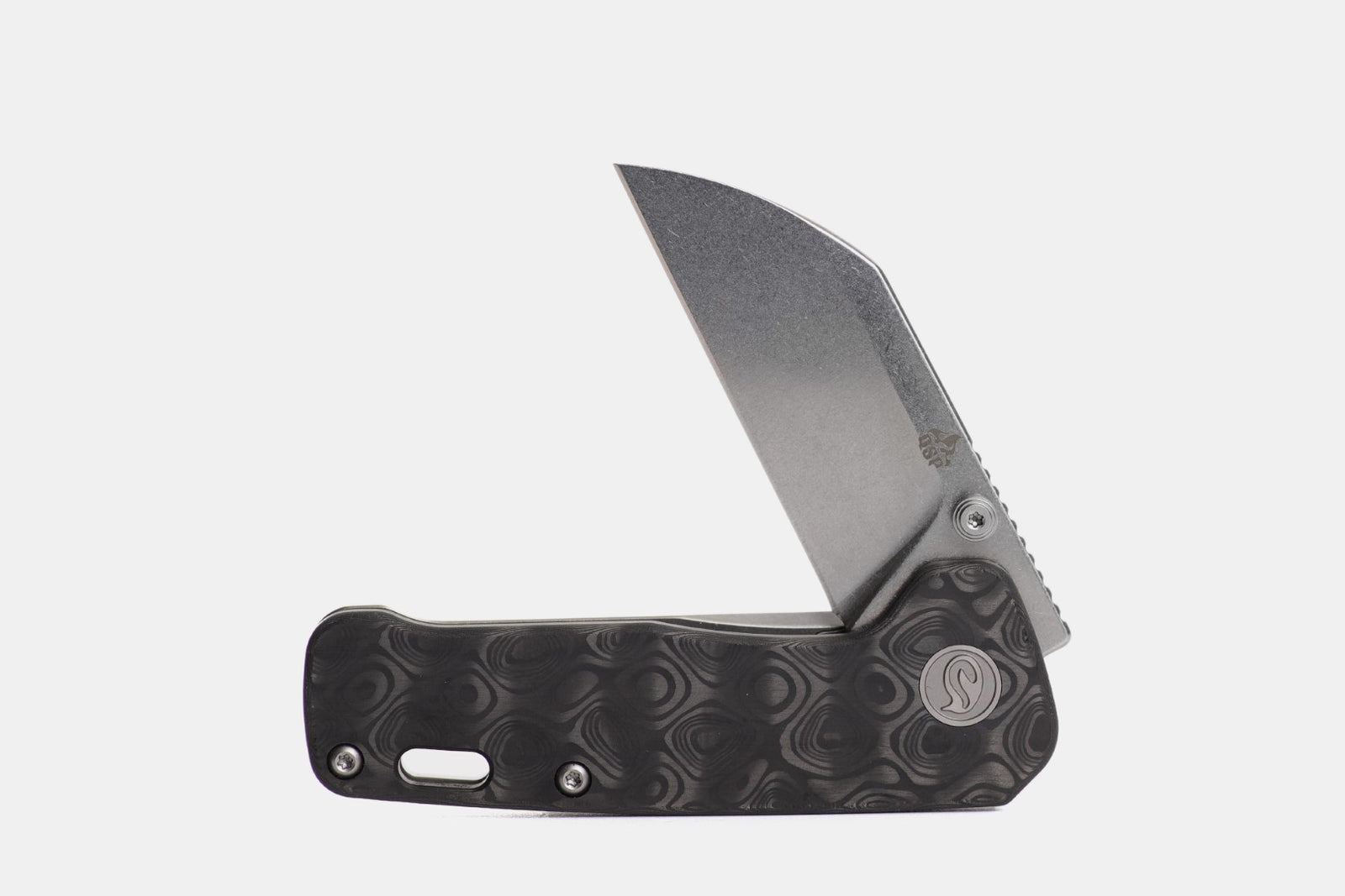 Kaviso x QSP Penguin Mini with Marbled Carbon Fiber Show-side, and Silver Bead Blasted Titanium clip side with S35VN stonewashed blade perfect for EDC (Everyday Carry) 