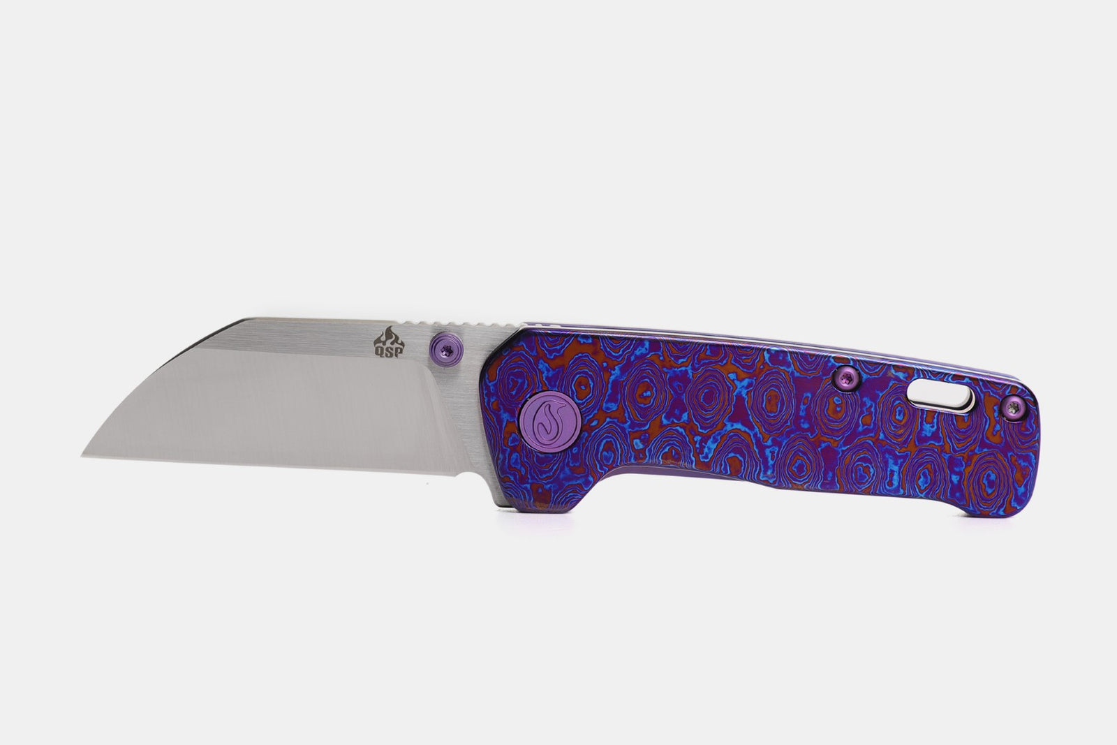 Kaviso x QSP Penguin Mini with full Mokuti show side and clip. Clip-side handle is purple anodized titanium with S35VN Stonewashed blade and purple Ti hardware accents