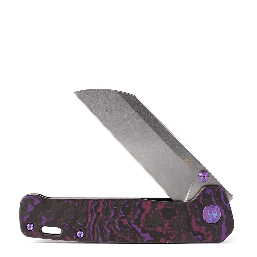 Kaviso x QSP Penguin FatCarbon with Purple Haze Cross-cut Scales and SuperClean Elmax Stonewashed Blades with Titanium Frame Lock (Open)