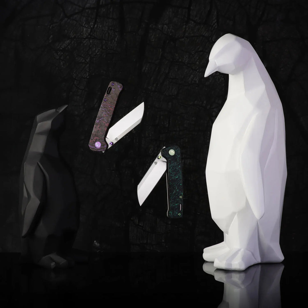 Kaviso x QSP Penguin FatCarbon with Purple Haze Cross-cut Scales and SuperClean Elmax Stonewashed Blades with Titanium Frame Lock