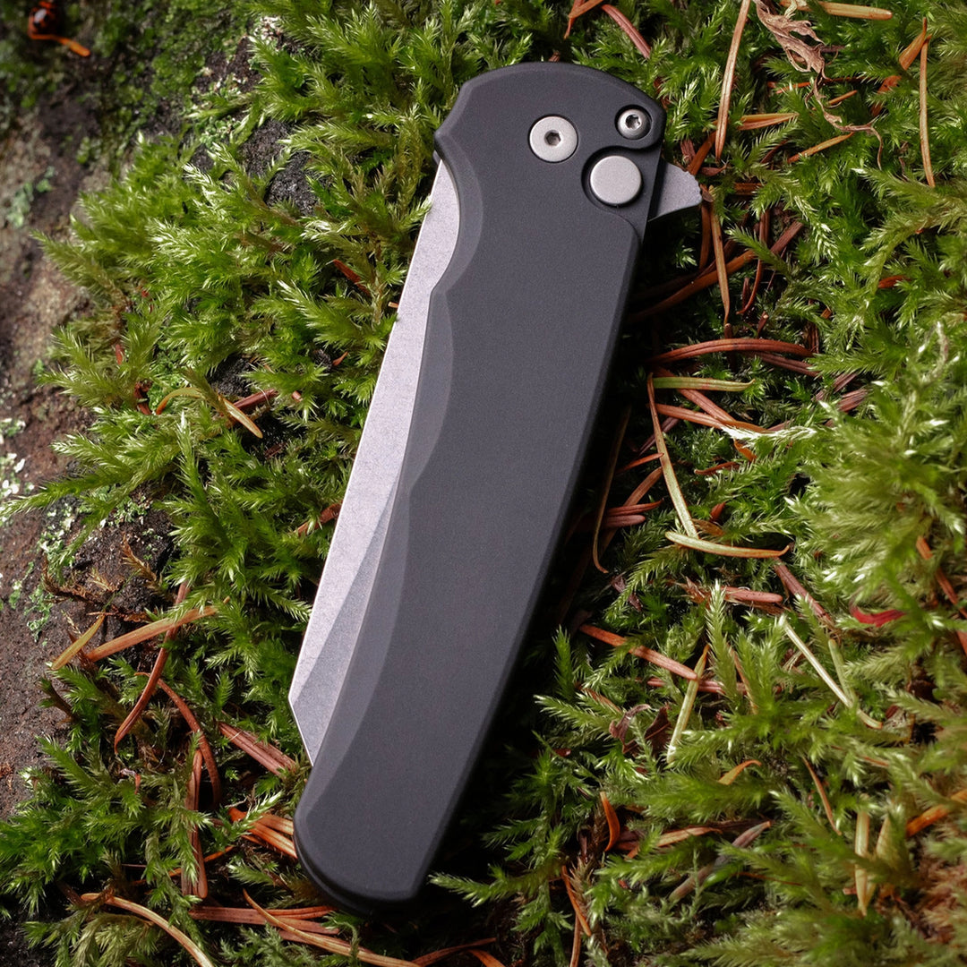 Pro-Tech Malibu Flipper Reverse Tanto MagnaCut — Magnacut Folding Knife