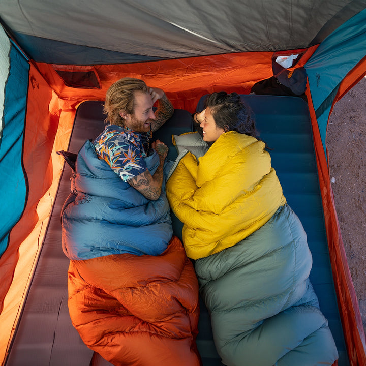 Kelty Discovery Basecamp Backpacking Tent 4P / 6P