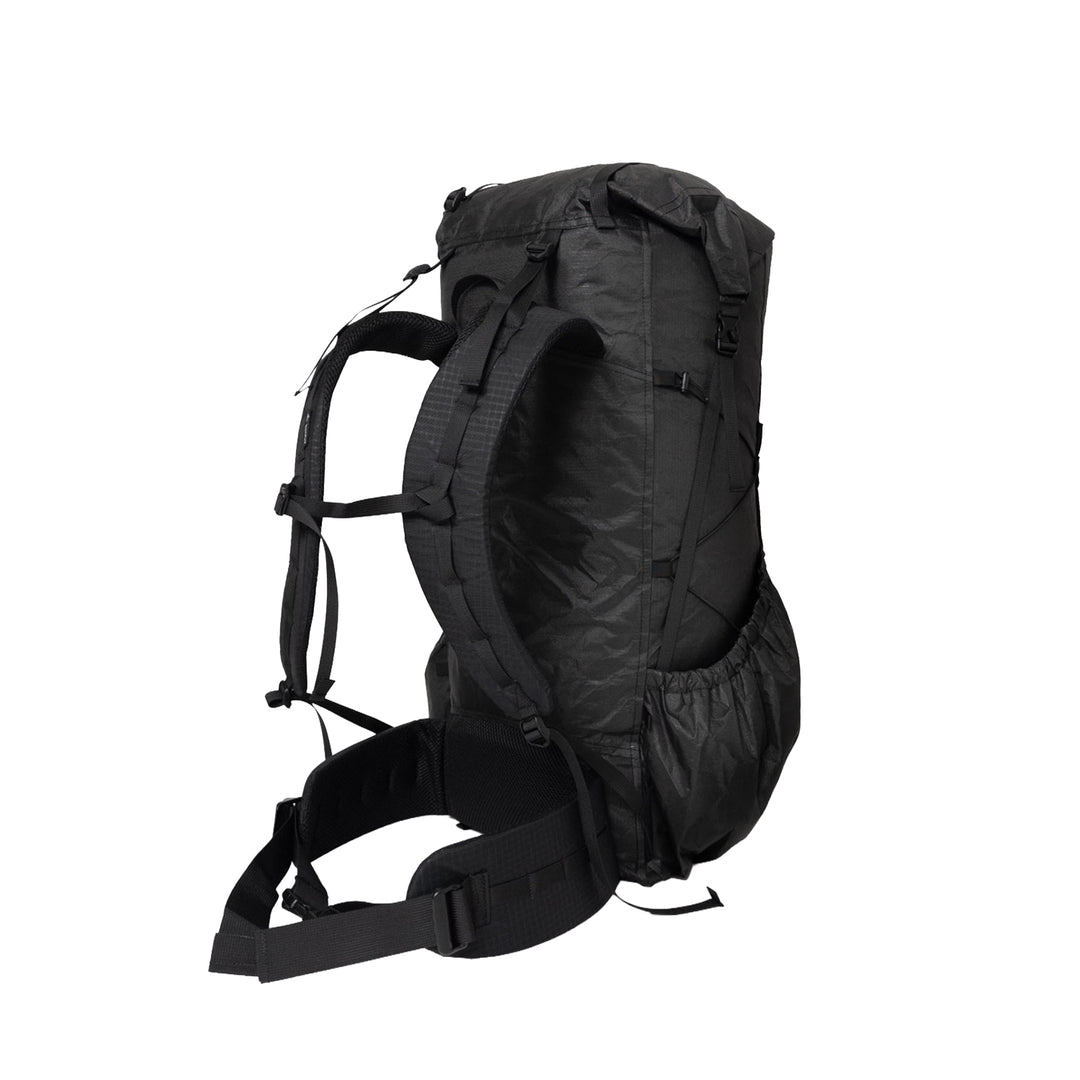 Bonfus Framus 48L ultralight backpack bottom view - durable DCF Ultra 200X fabric base construction