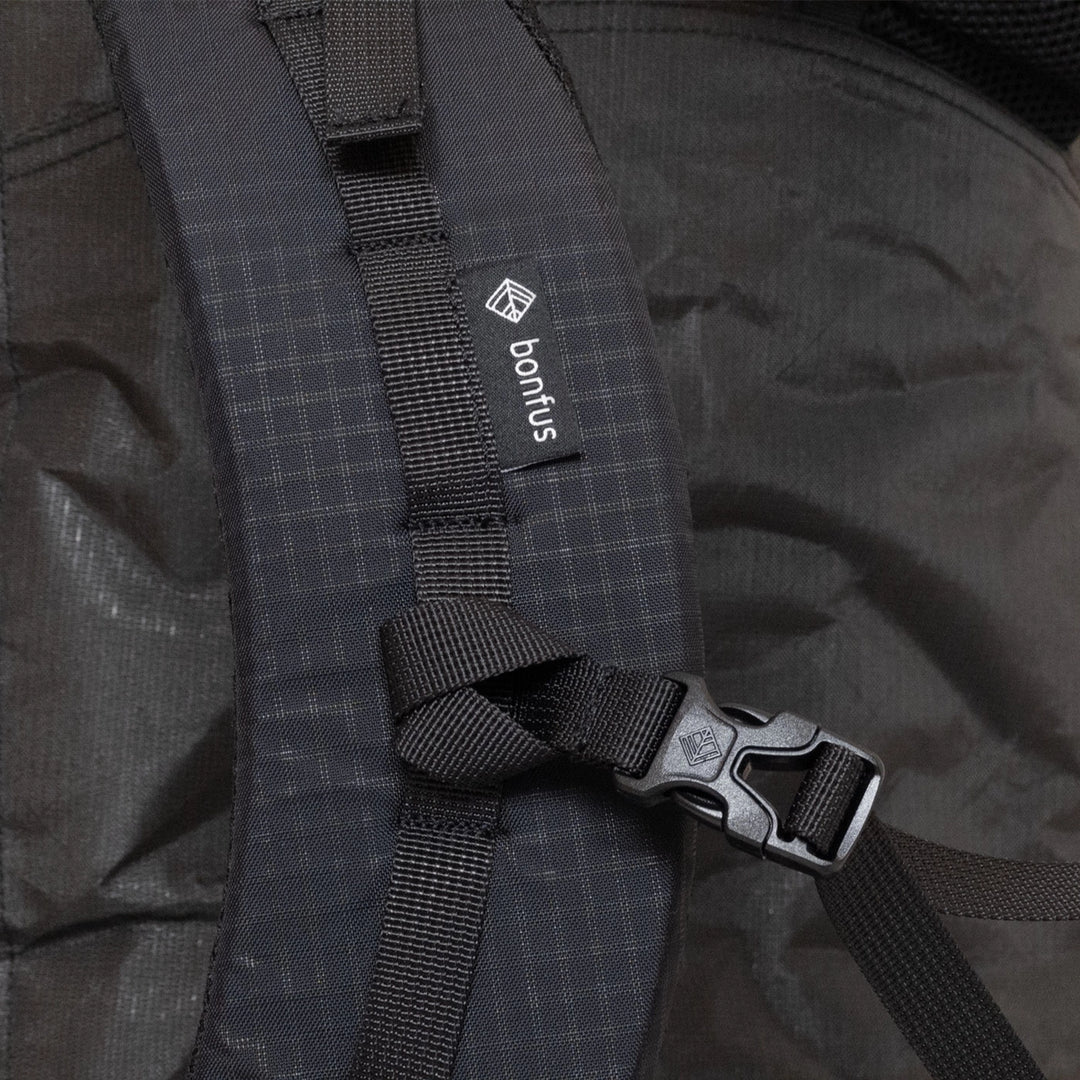 Bonfus Framus 48L shoulder strap detail - padded EVA foam straps with sternum strap for hiking comfort