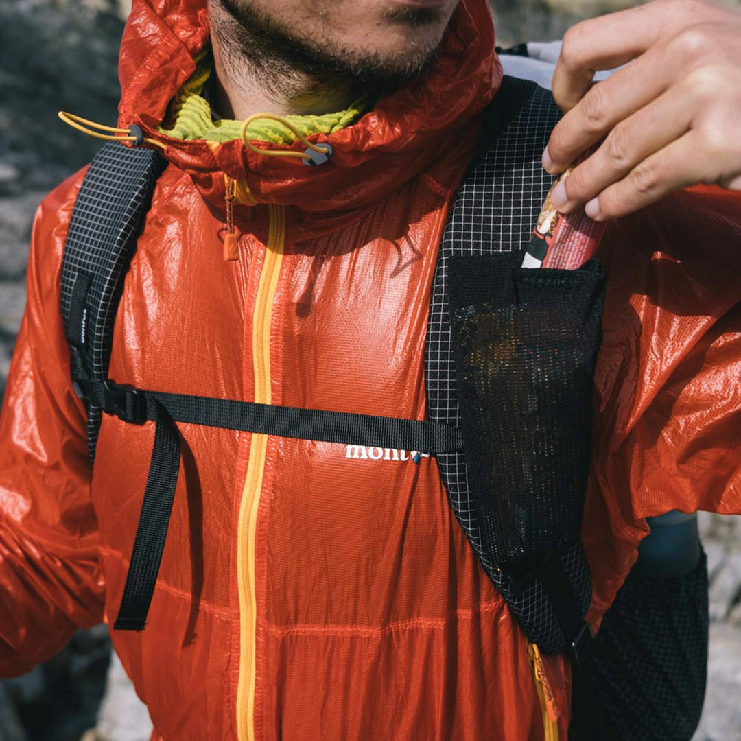 Bonfus Iterus 38L ultralight pack front view - stretchy spandex nylon mesh front pocket for quick-access gear storage