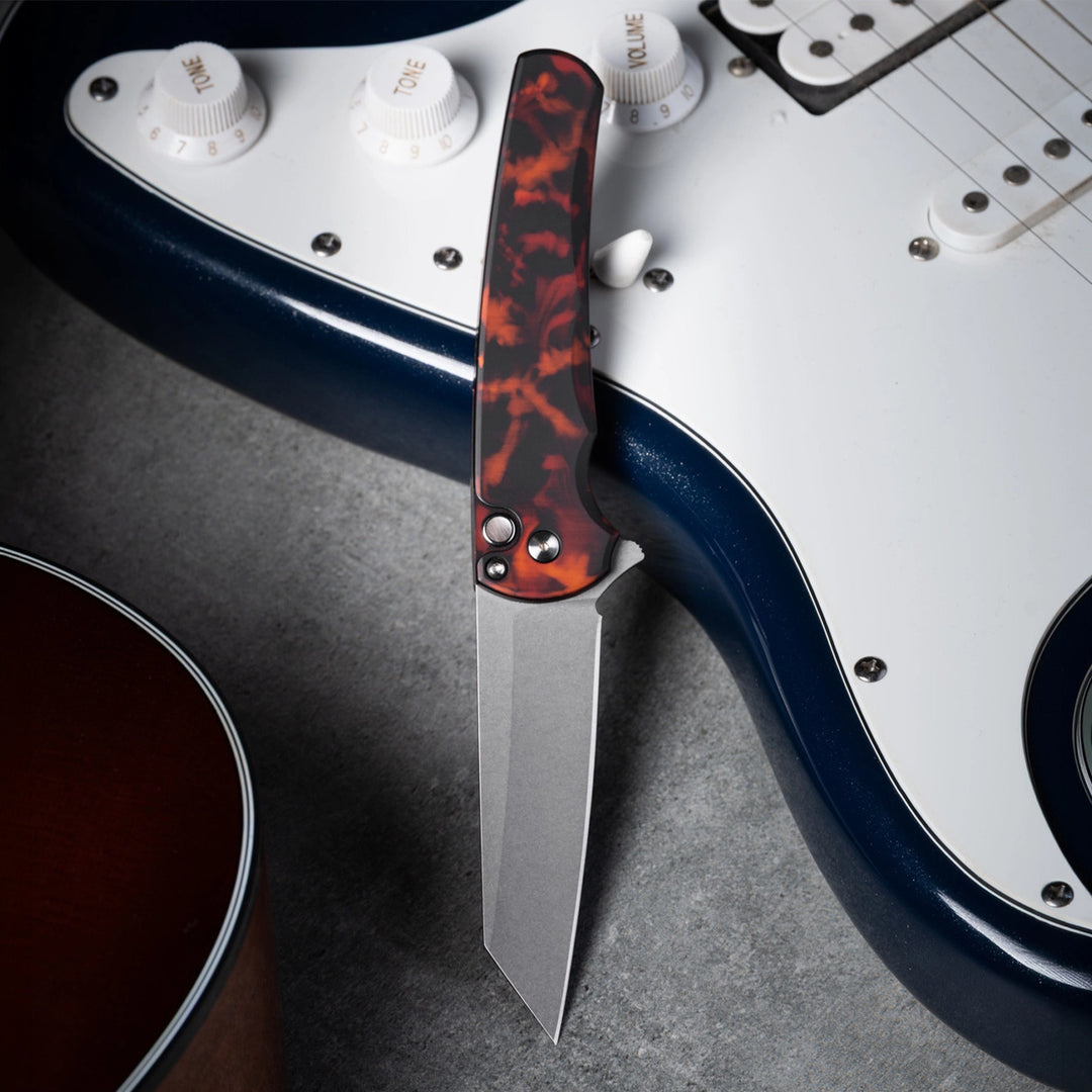 Pro-Tech Malibu Flipper Reverse Tanto MagnaCut — Magnacut Folding Knife