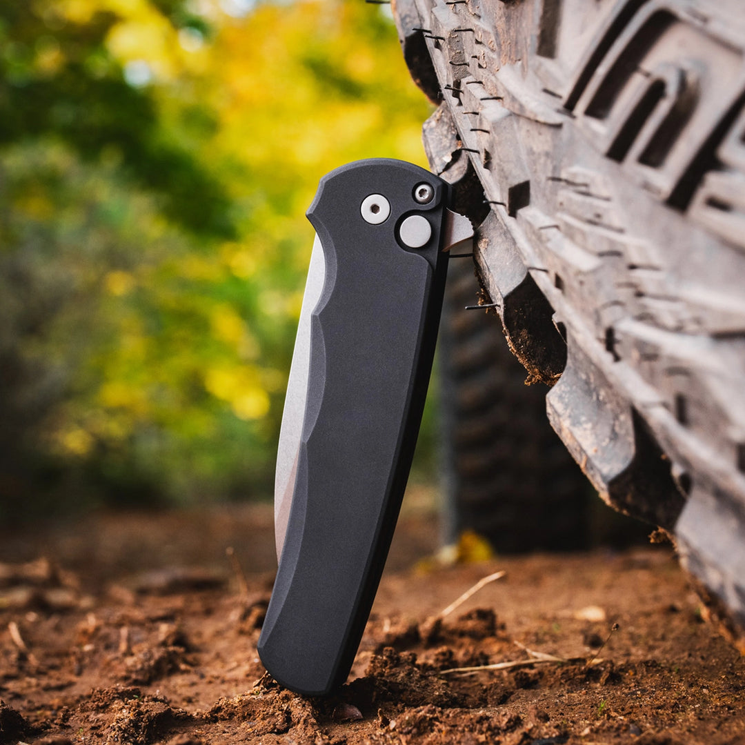 Pro-Tech Malibu Button Lock, Magnacut Blade – Kaviso, LLC