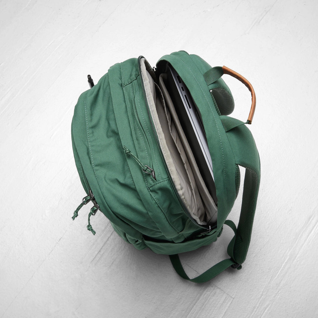 Fjallraven Raven 28 Backpack
