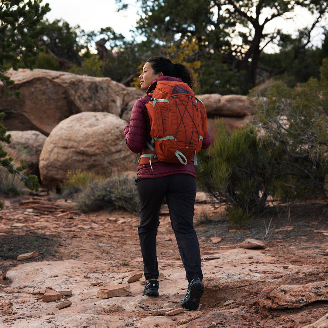 kelty backpack for women Nena 60L promoting continuous airflow The Classic Kelty Women's Redwing