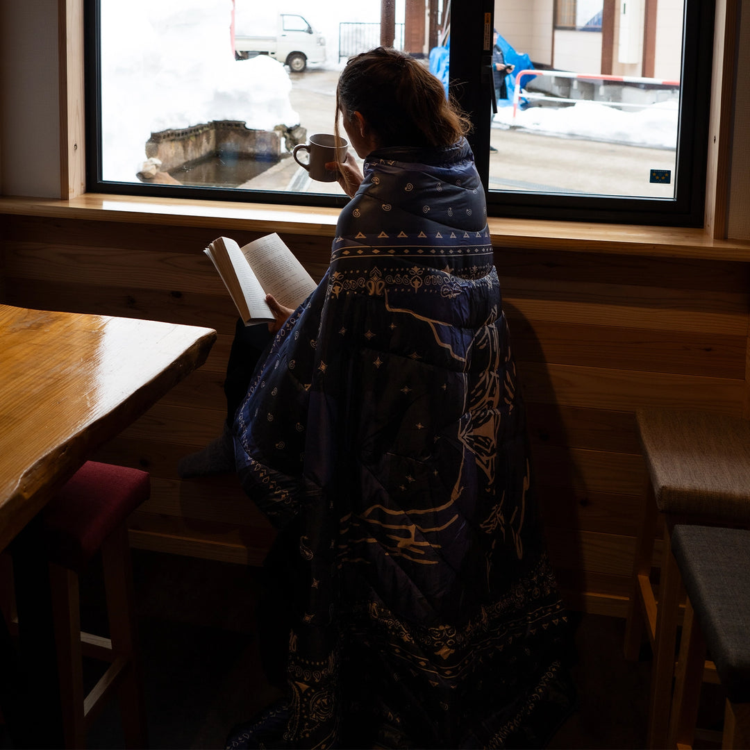 Rumpl Original Puffy Blanket 1P Midnight Mesa Bandana