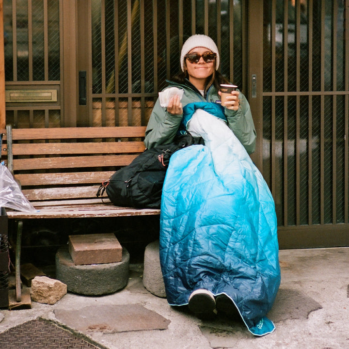 Rumpl Travel Puffy Blanket Burning Blue Fade