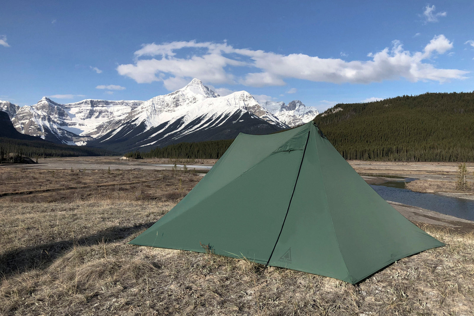 Durston Gear X-Mid Solid 1 Trekking pole tent and Ultralight Backpacking Shelter Designed by Dan Durston Sold by Kaviso