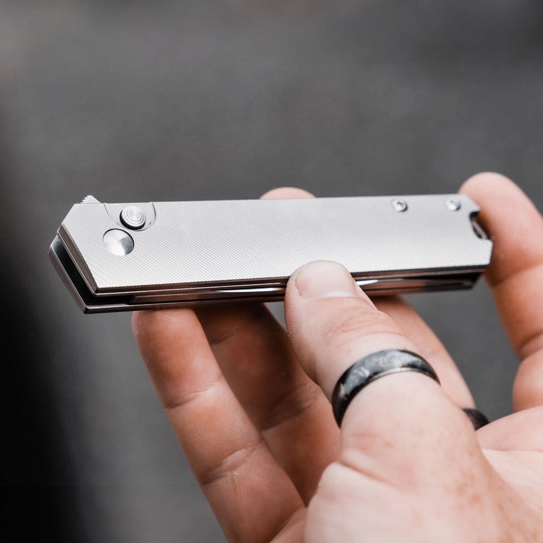 Boker Plus Kwaiken Button Lock Manual 01BO619