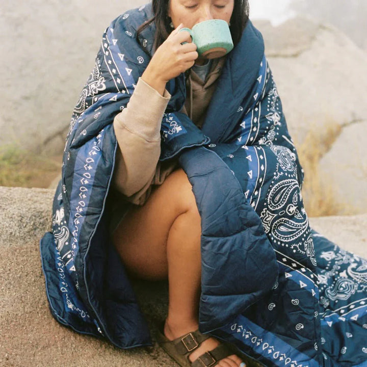 Rumpl Original Puffy Blanket 1P Midnight Mesa Bandana