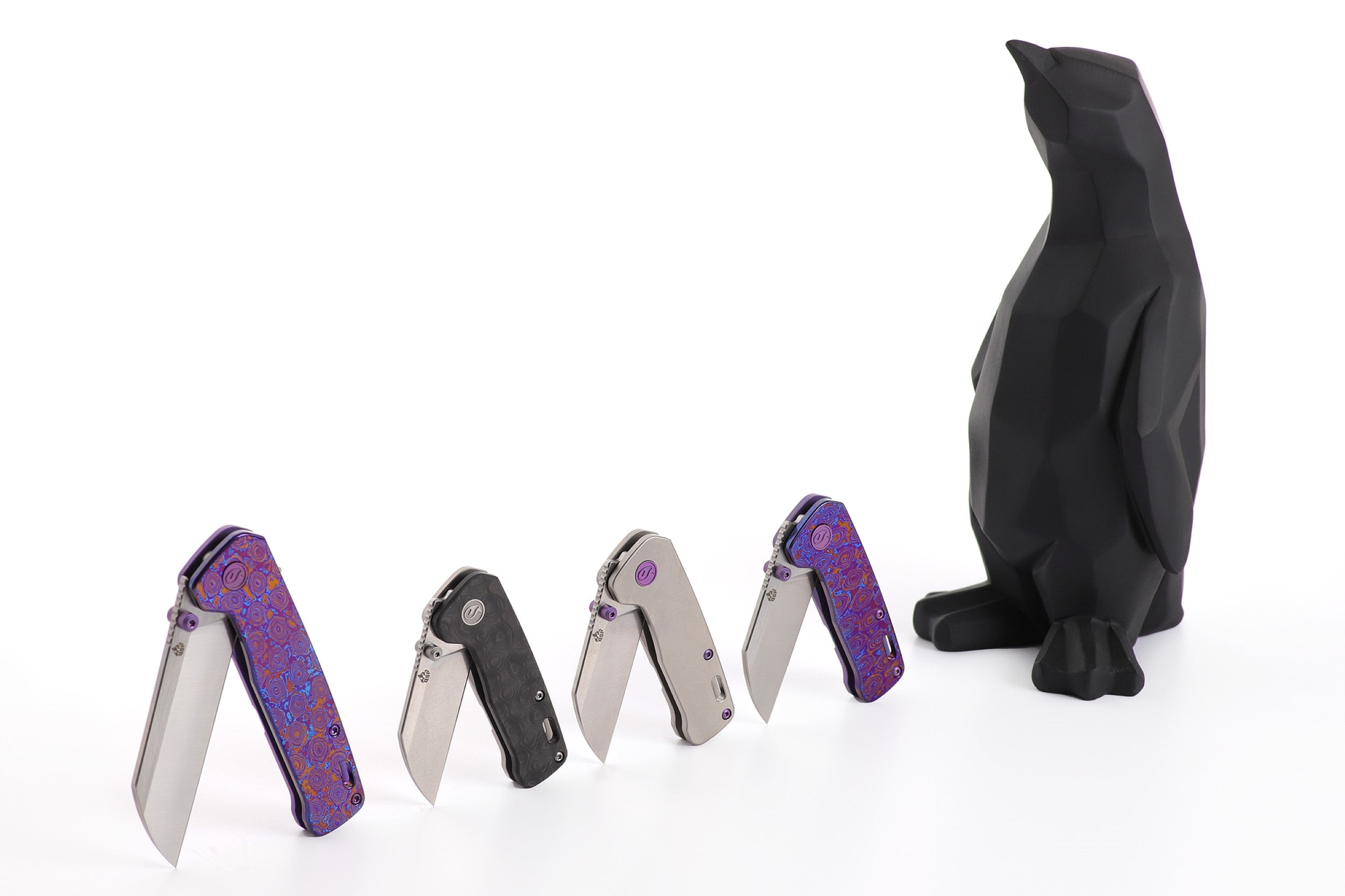 Kaviso x QSP Penguin Mini Titanium Frame Lock with S35VN – Kaviso, LLC
