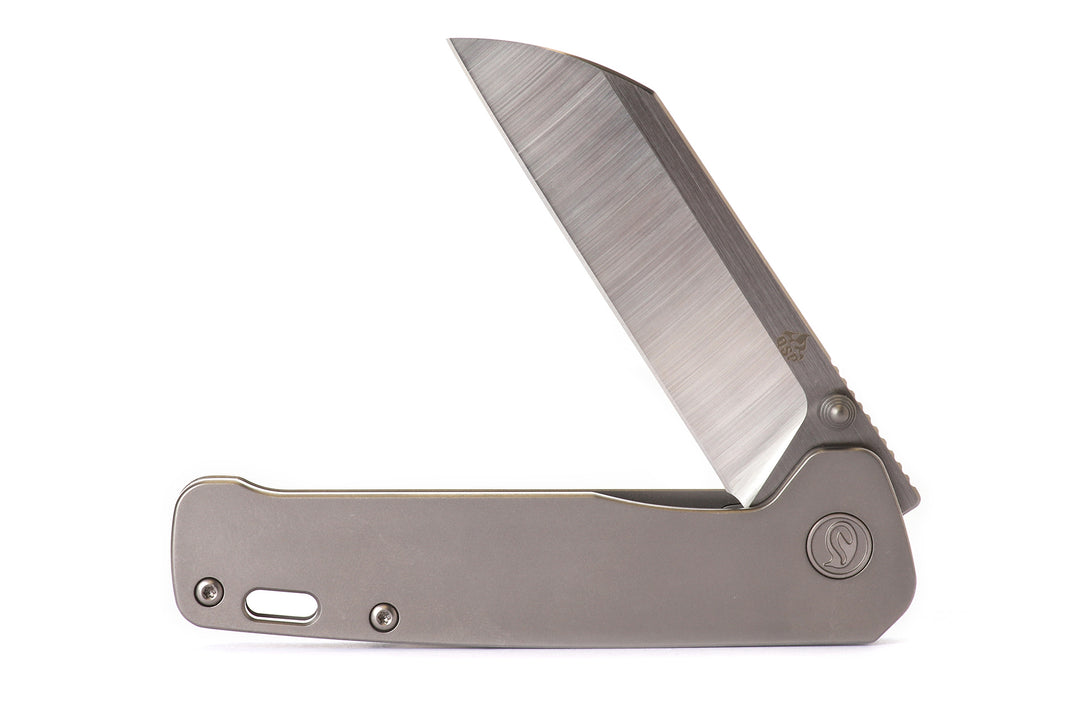 Kaviso x QSP Penguin Silver Titanium S35VN blade steel stonewashed EDC