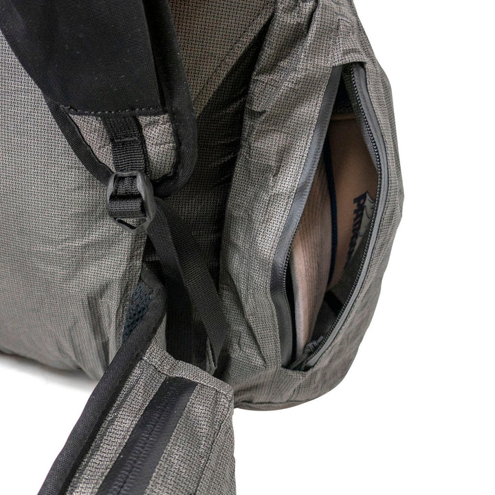 Durston Gear Kakwa 40 Ultralight thru-hiking trail backpack 40L liters Ultra 200 Sail Cloth by Dan Durston sold by Kaviso